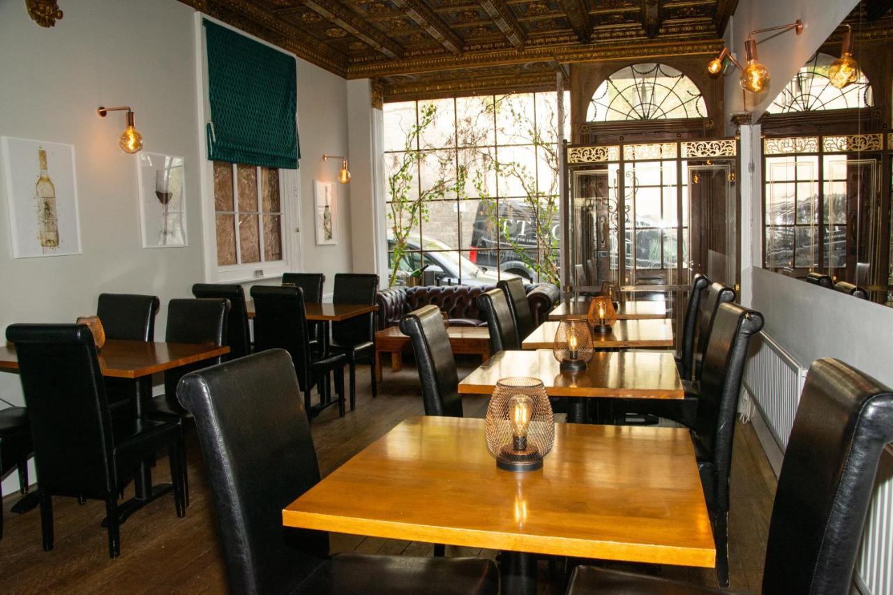 Hotel The Town House Arundel Esterno foto